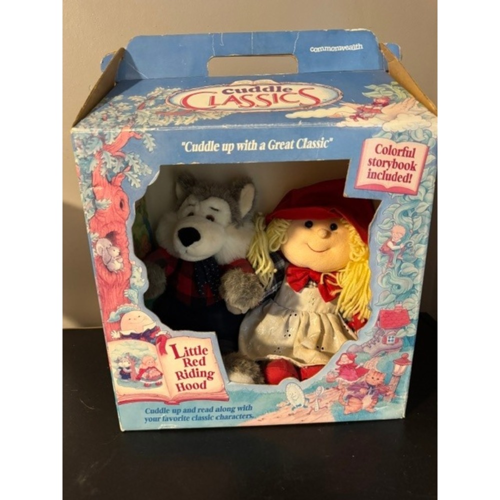 New Cuddle Classics Little Red Riding Hood Plush Commonwealth With Wolf Plush